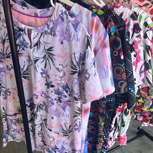 Colorful Patterned Scrub Collection - Picture 3 of 5